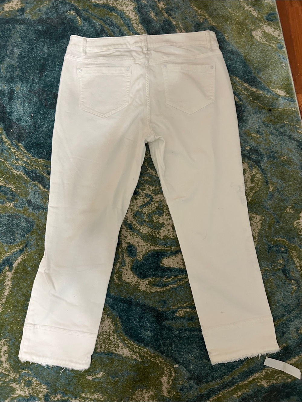 J. Jill White Cropped Ankle Jeans with Raw Hem - Picture 5 of 7